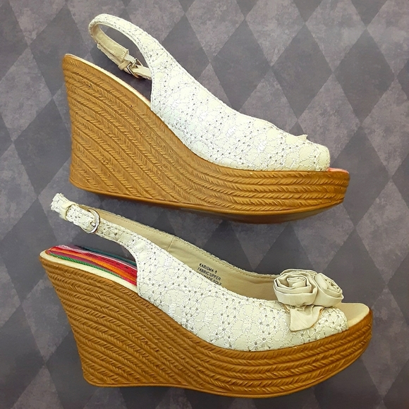 Fabric open toe wedges - Picture 3 of 8